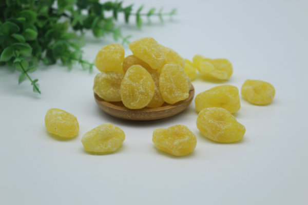 DRIED YELLOW KUMQUAT WITH SUGAR POWDER