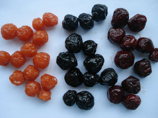 dried plum with core